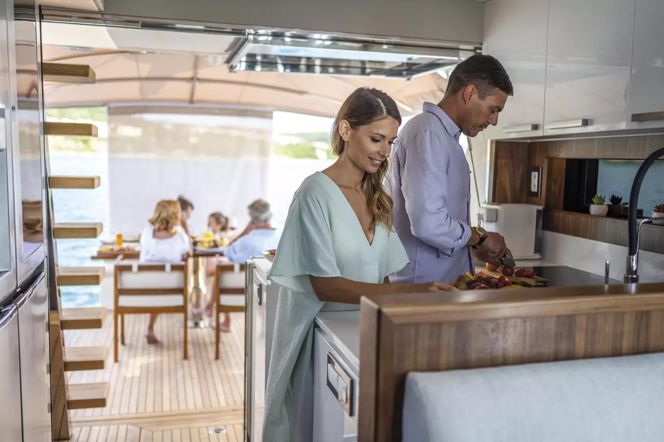 monachus 70 charter croatia