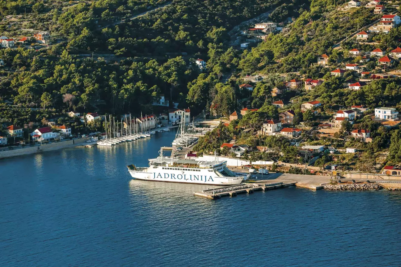 Rogač port