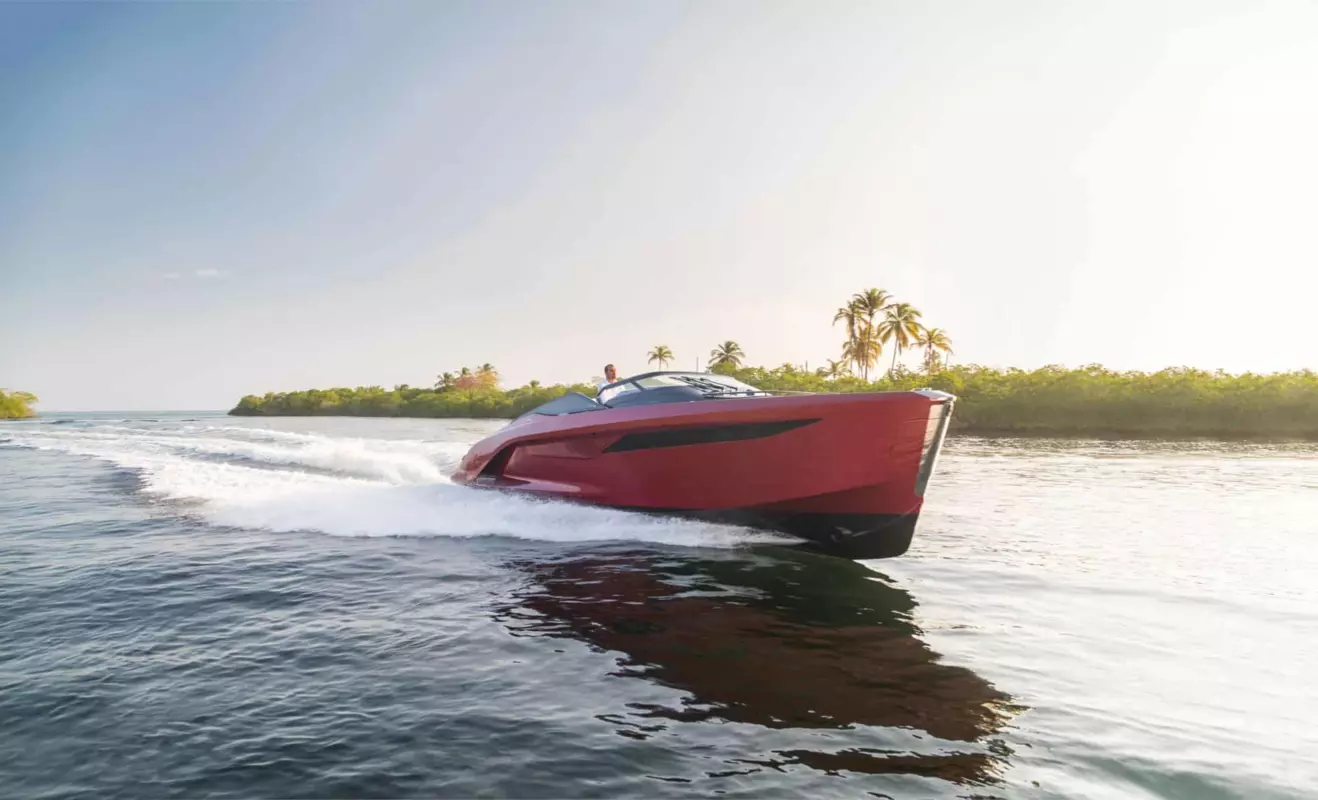 Princess R35 Review: Fast, Beautiful and Exciting - Yachts Croatia