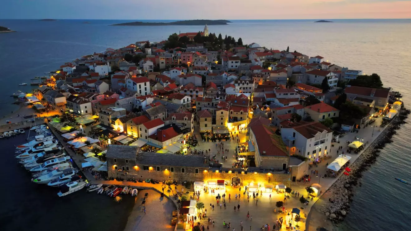 primosten village peninsula