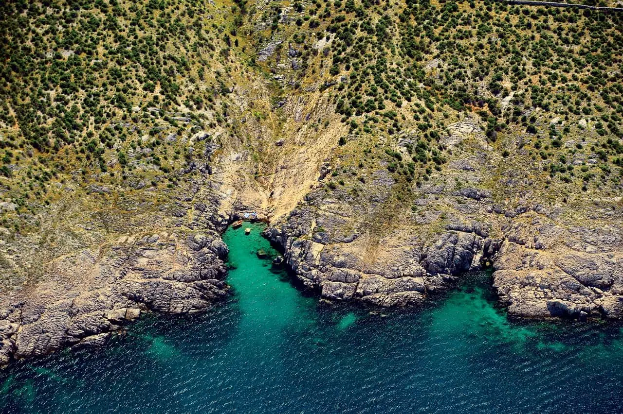 nin bay, village vrsi