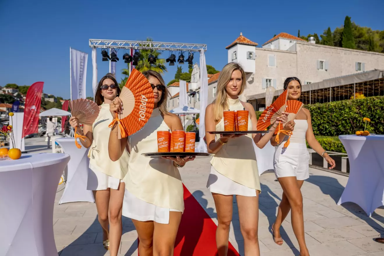 MM Summer party 2026 - aperol.jpg