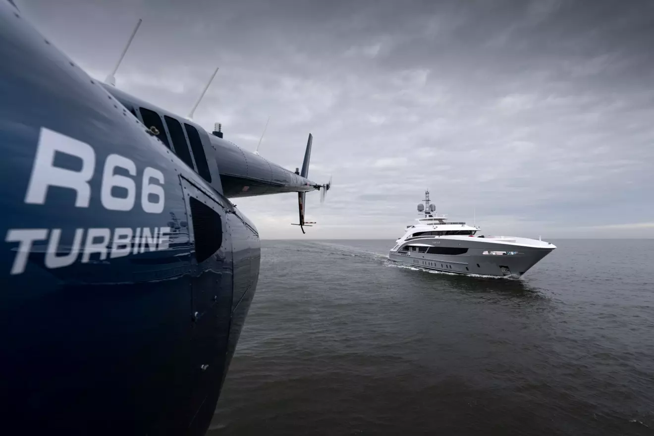 Heesen-Cinderella-Noel-IV-seatrials.jpg