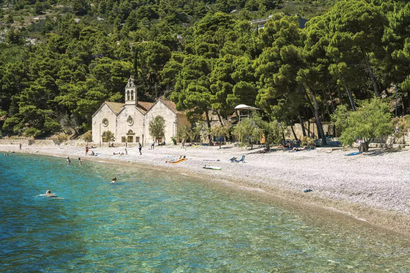 Gusarica beach, Vis island