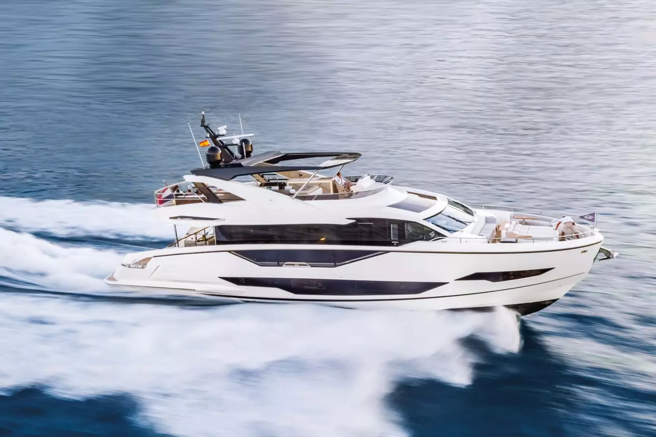 crossover sunsekeer ocean 90 side view cruising