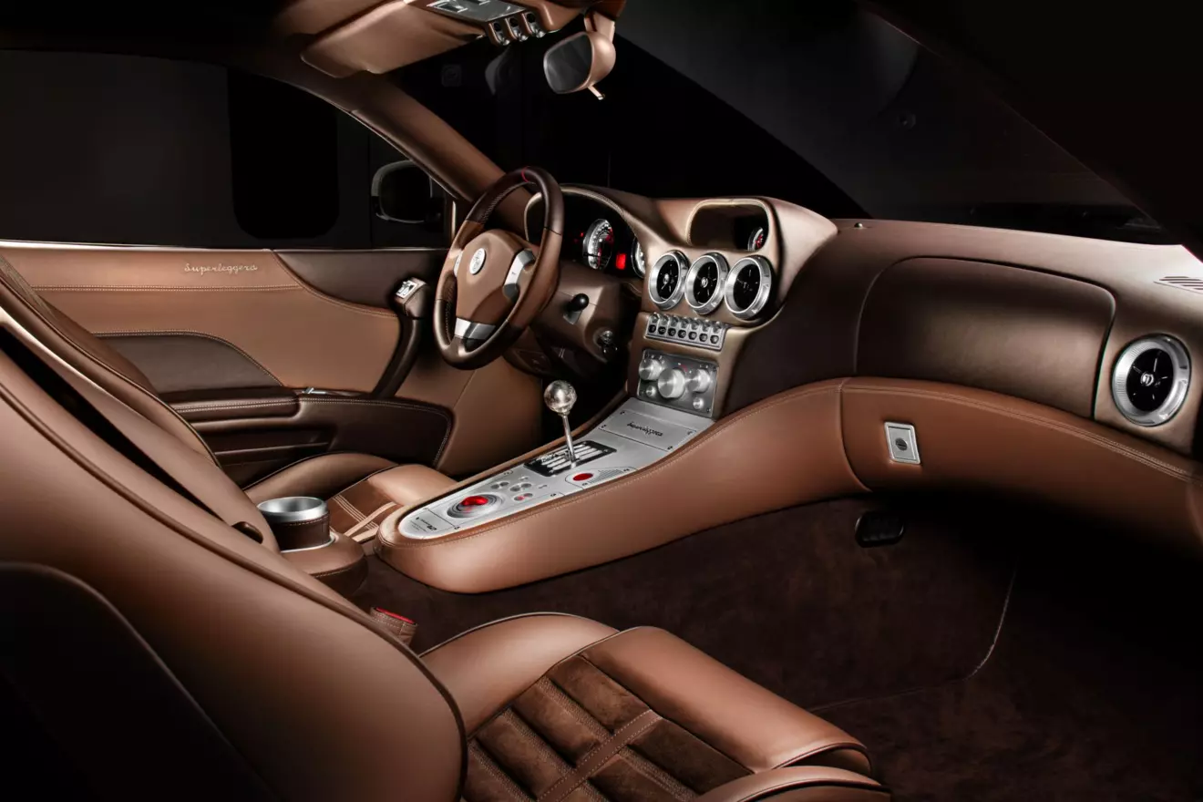 Veloce 12 interior