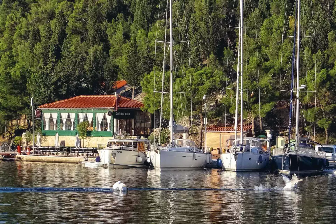 skradin-marina-01.jpg