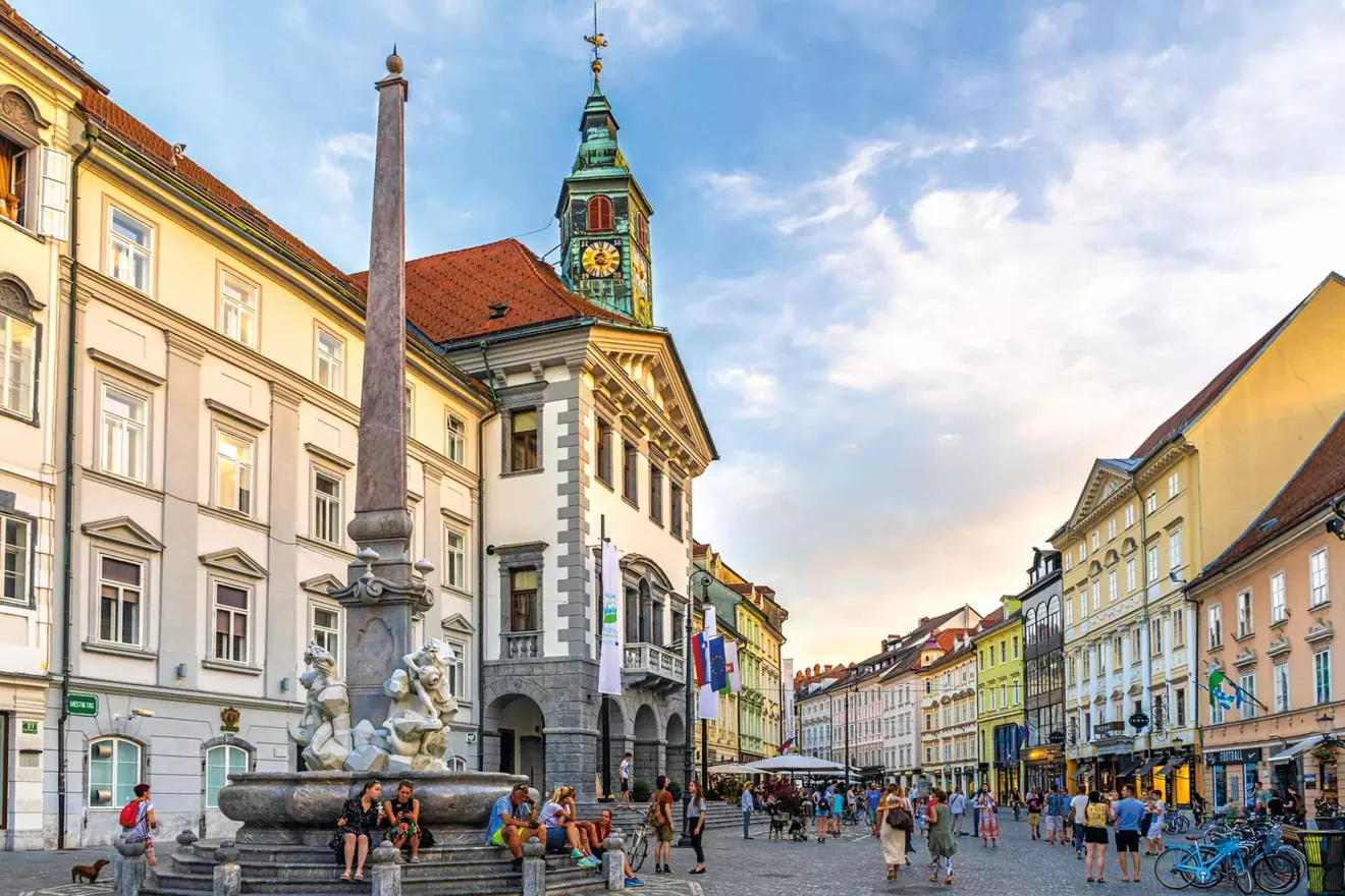 ljubljana-old-town-00.jpg