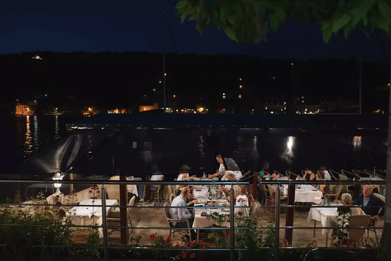restoran-kod-marka-juzni-jadran-02.jpg