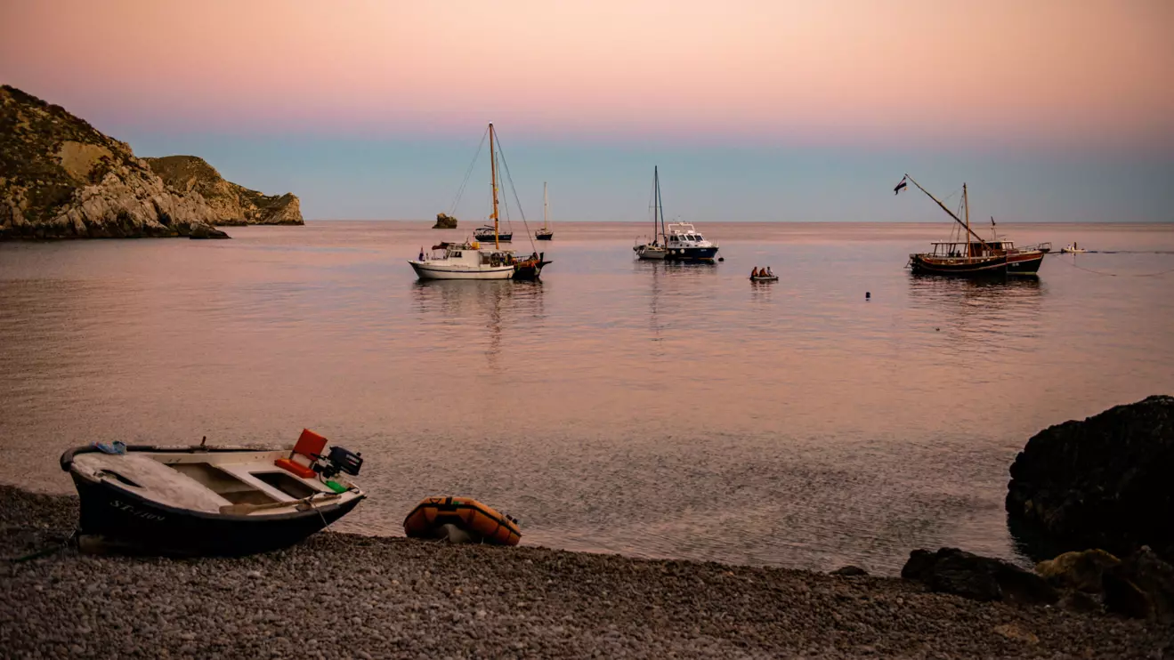 palagruza beach