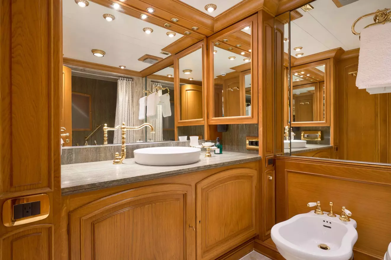 to-je-to-bathroom4.jpg