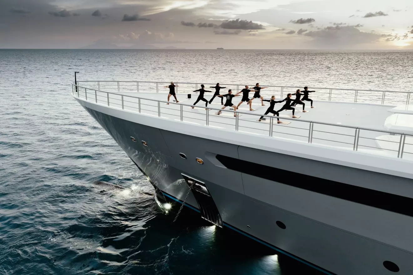 Oceanco-Leviathan-bow joga.jpg