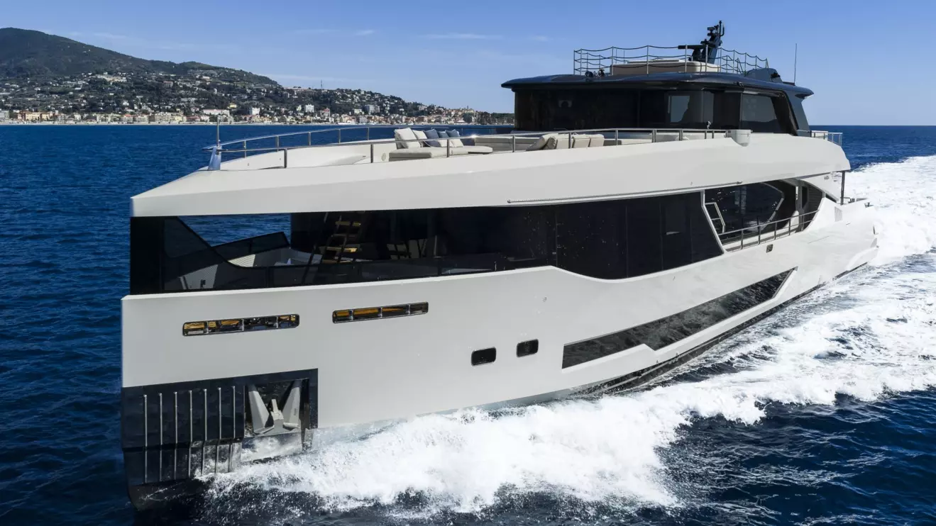 Maiora 36 Exuma - front view cruising.jpg