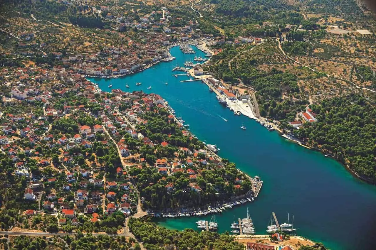Milna Bra aerial view