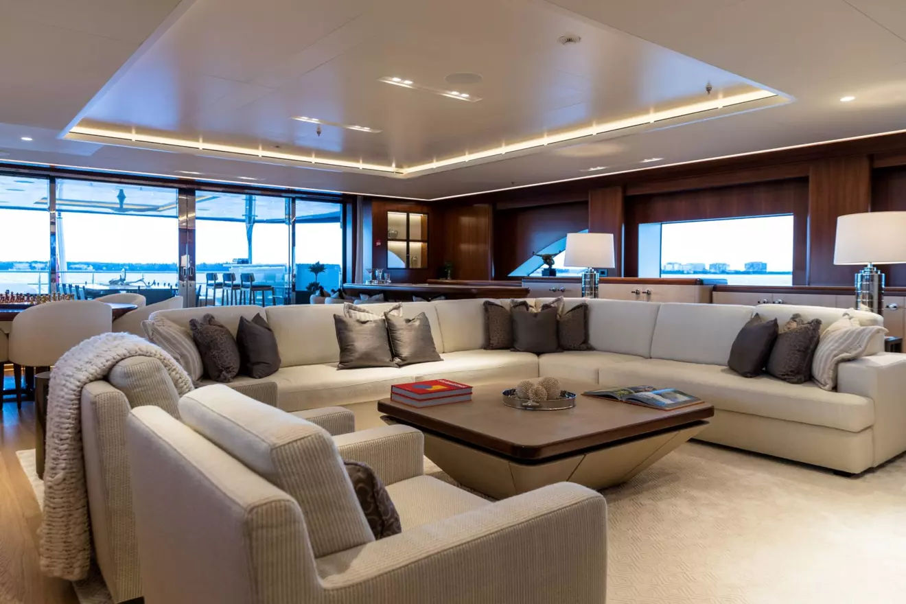 FB278-MY-Calex_Upper-deck-saloon-1.jpg