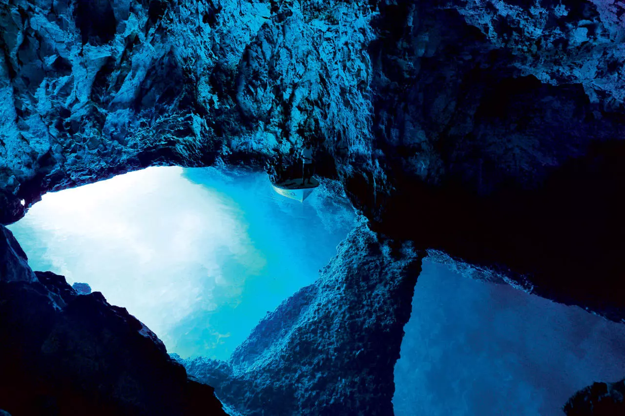 caves-00.jpg