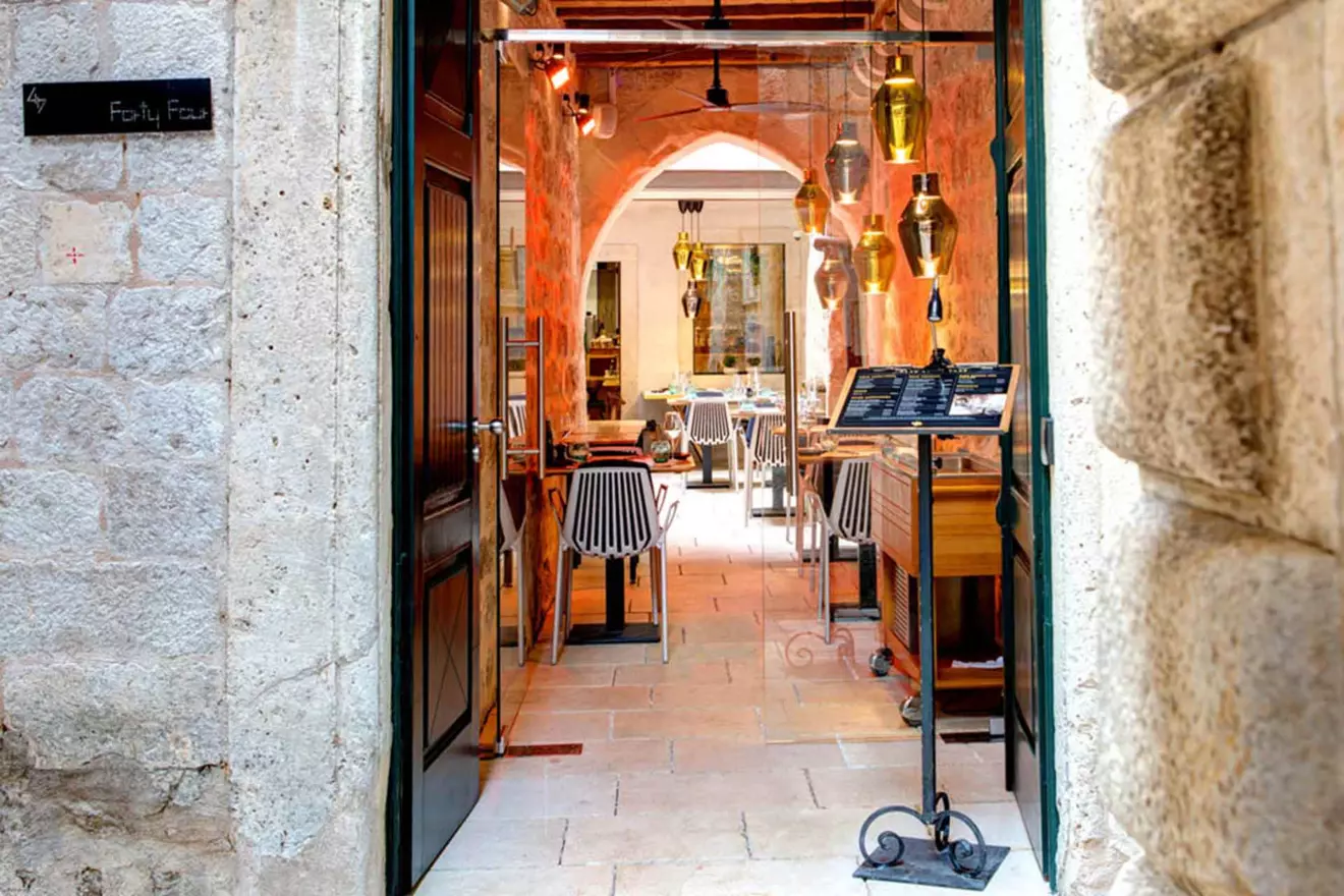 dubrovnik restaurant forty four