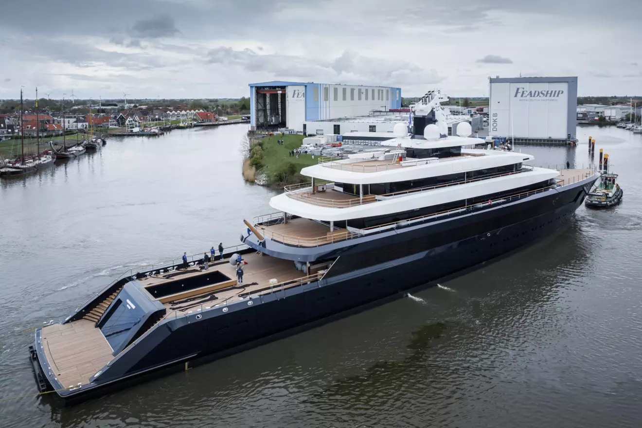 feadship-1012-side-view.jpg