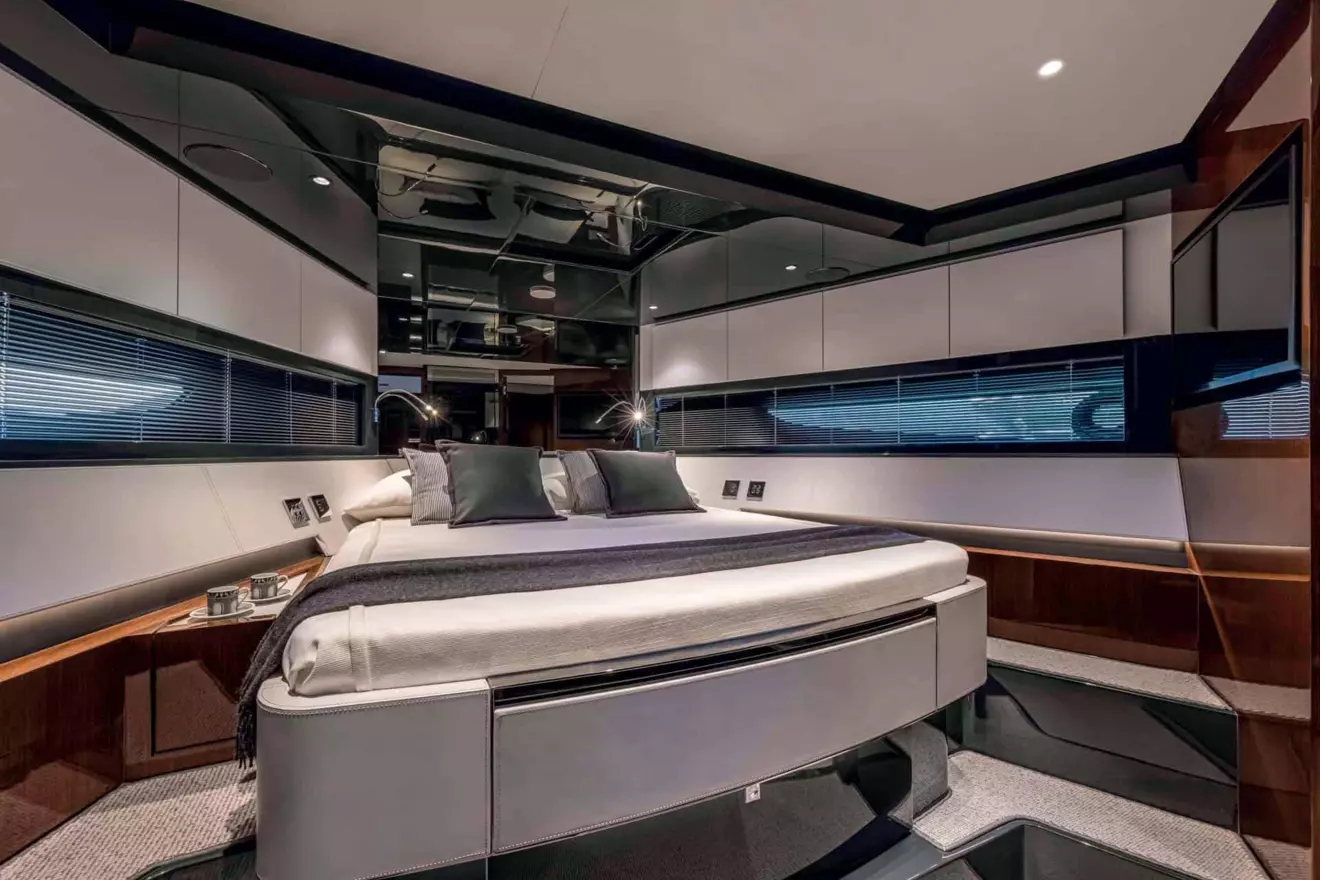 Riva 68 Diable owners cabin