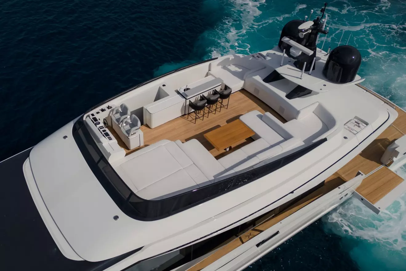 Extra-X99-superyacht-4.jpg