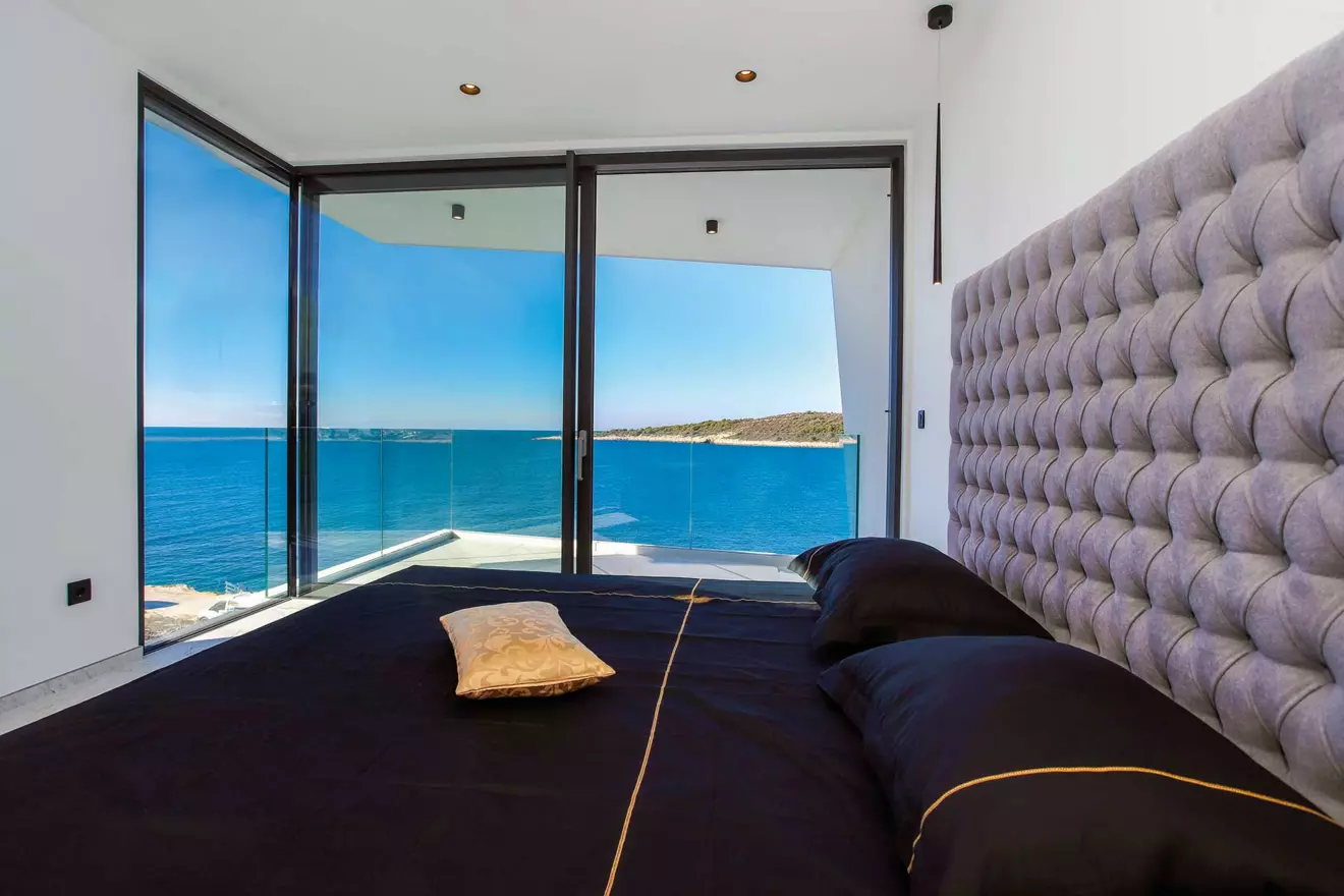 luxury villa gallant