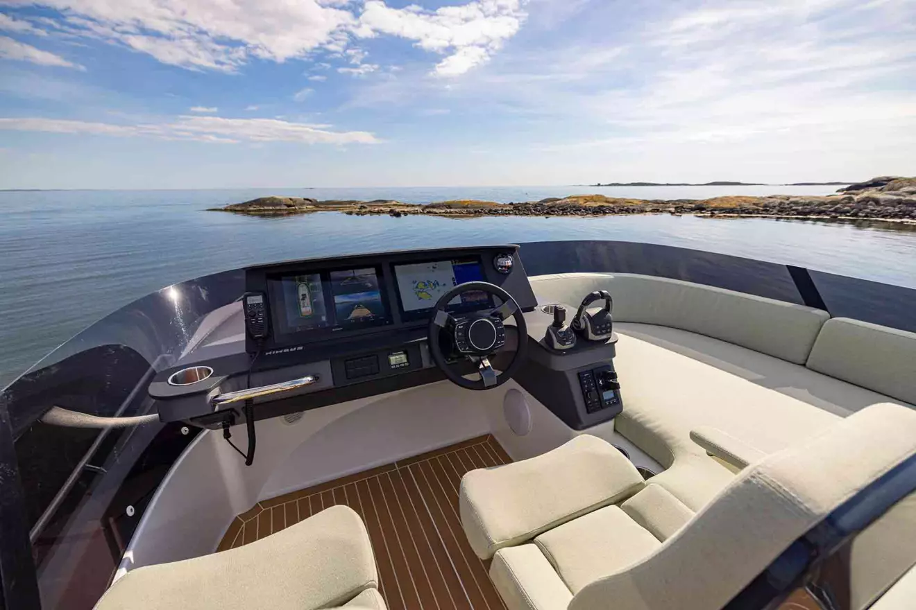 nimbus-495-cruising.jpg