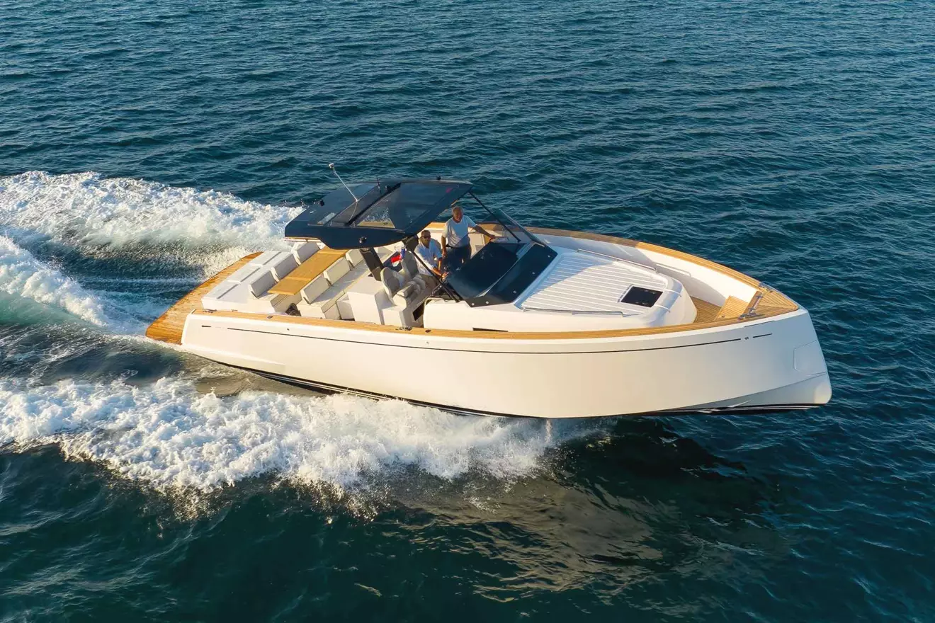 Pardo yacht