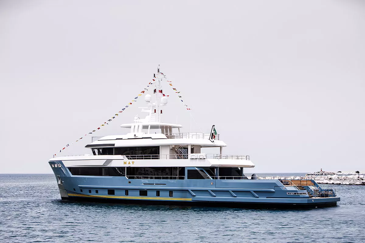 cdm-flexplorer146.jpg