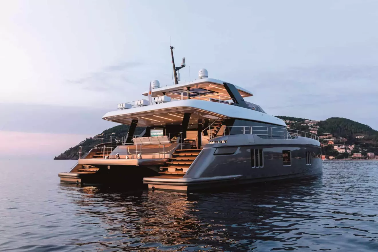 Sunreef 80 Power exterior