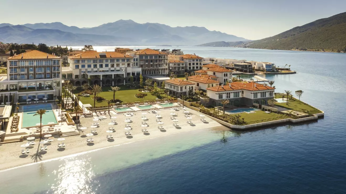 OneOnly-Portonovi, Montenegro