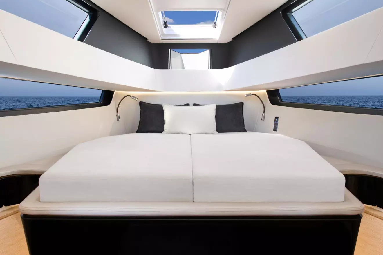 Fjord 41XP interior