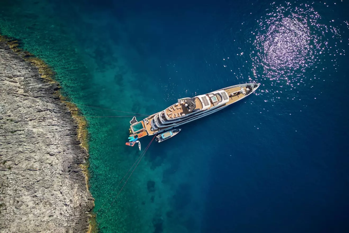 argo at anchor in croatia