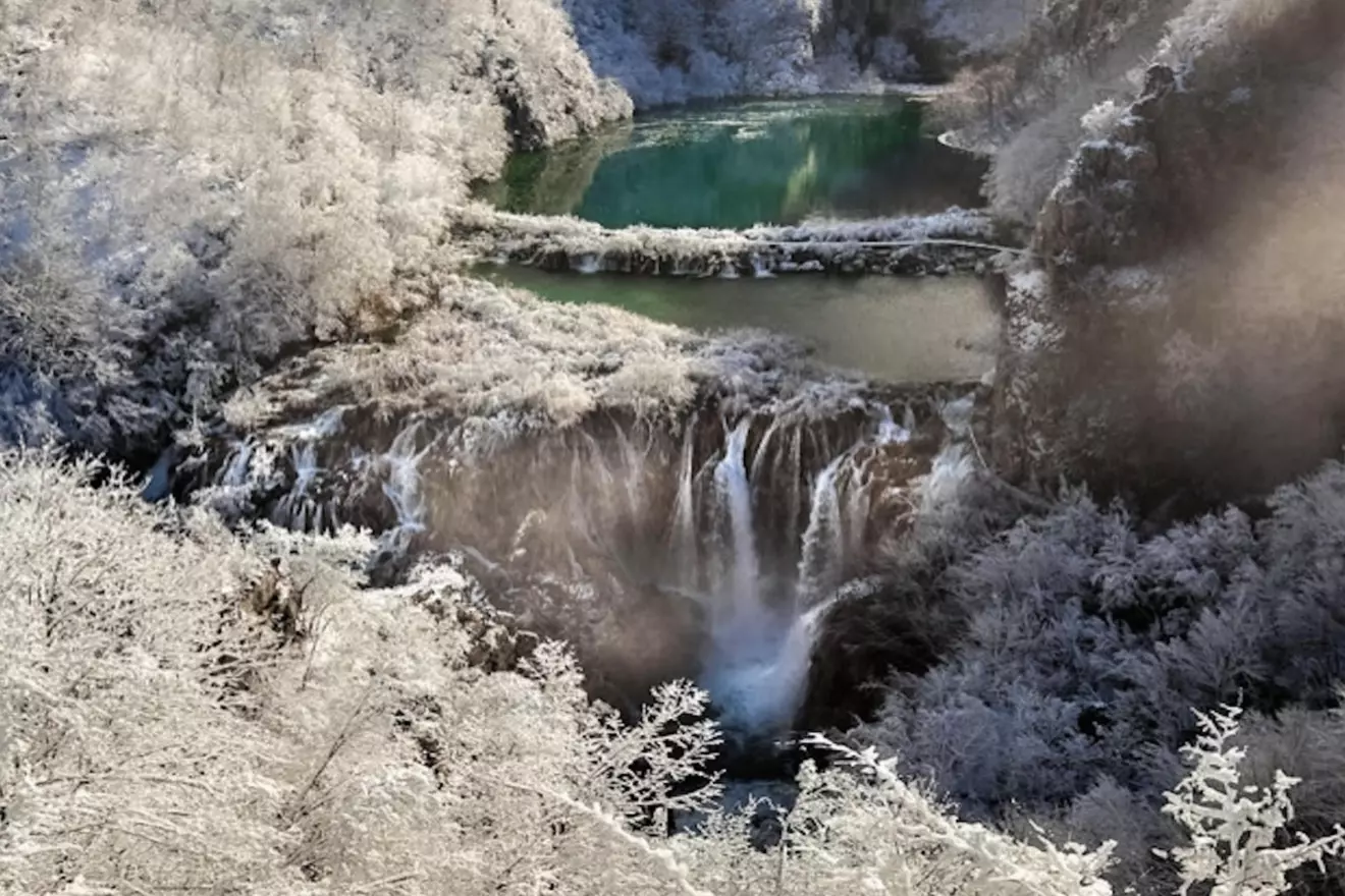 plitvice-winter-00.jpeg