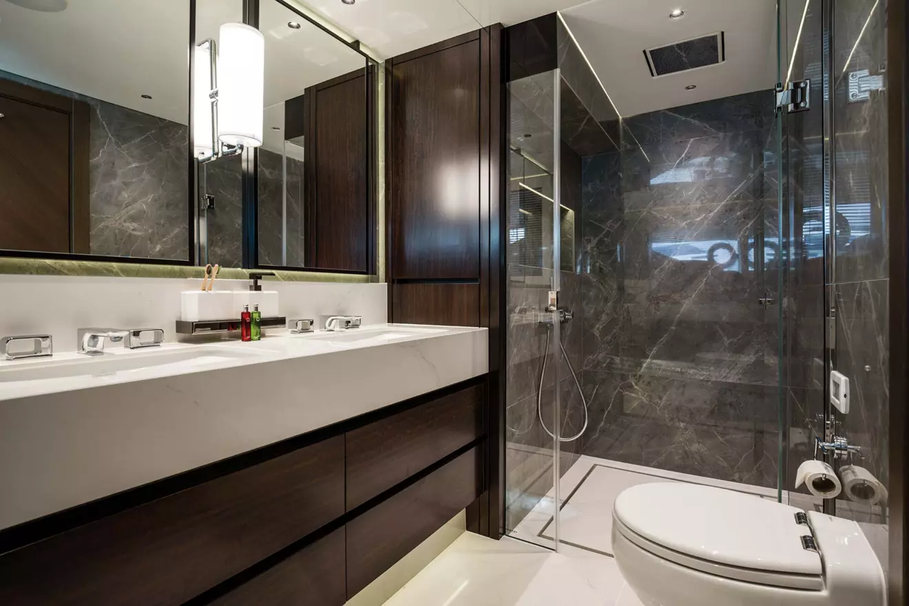 sunseeker-90-ocean-toilet-00.jpg