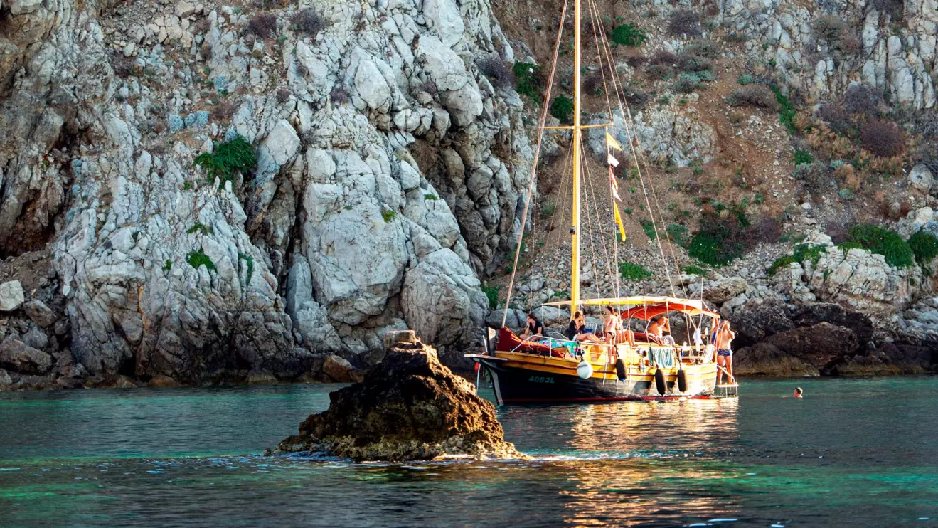 palagruza fishermans boat