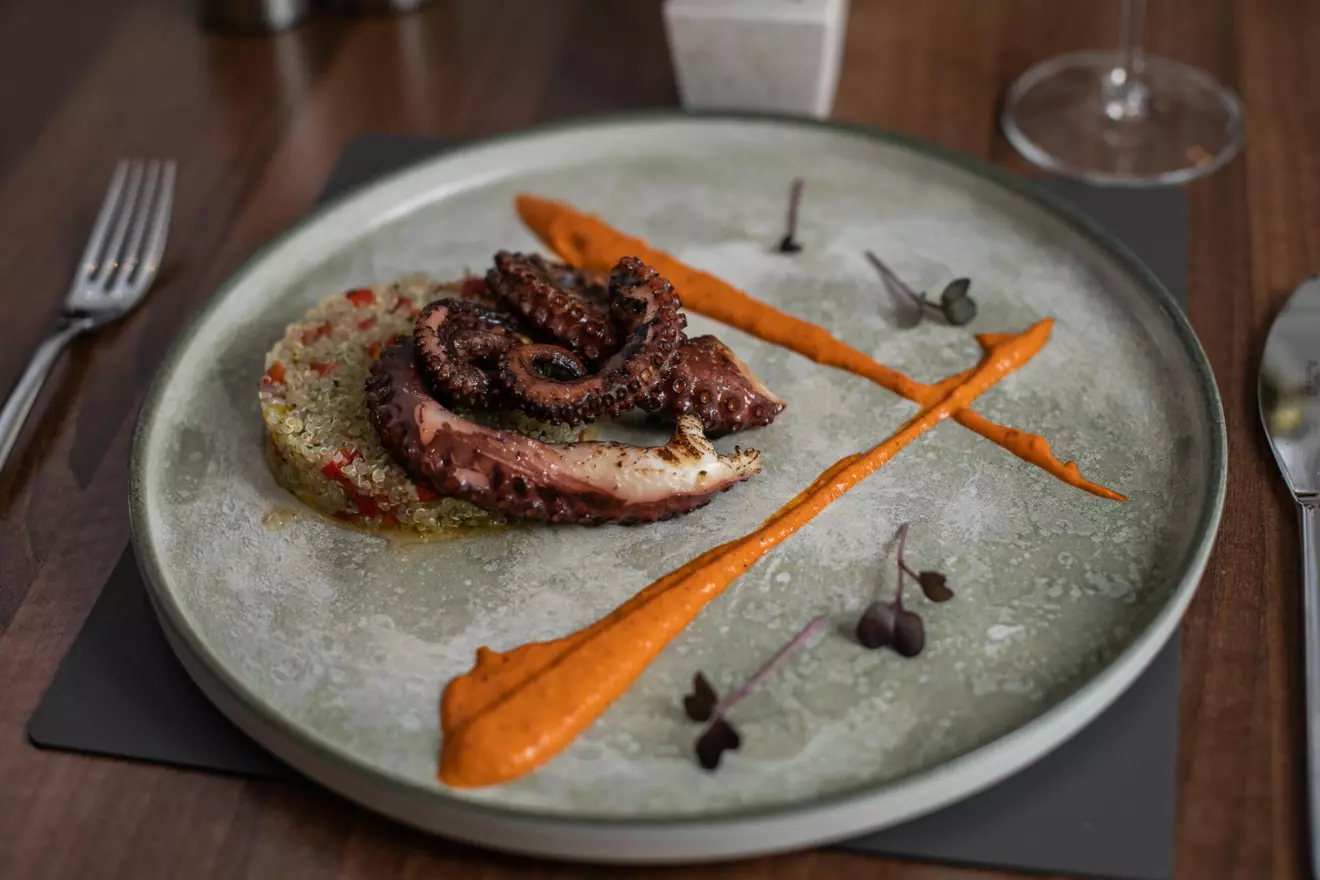 luxury yacht dinner octopus 
