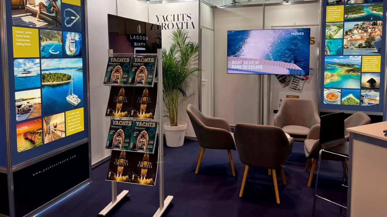 yachts-stand-boot-2.jpg