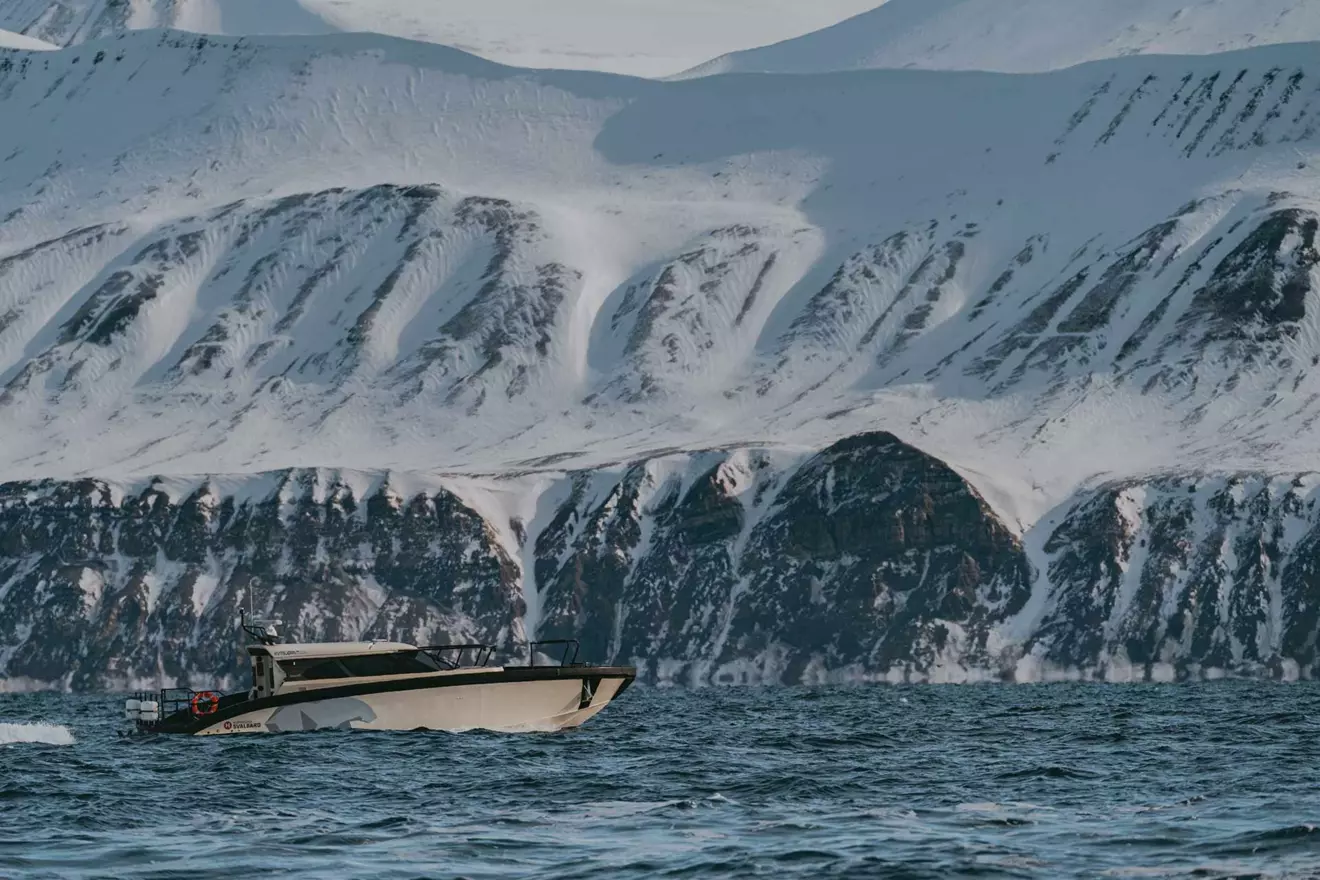 volvo-penta-aquamatic-propulsion-00.jpg