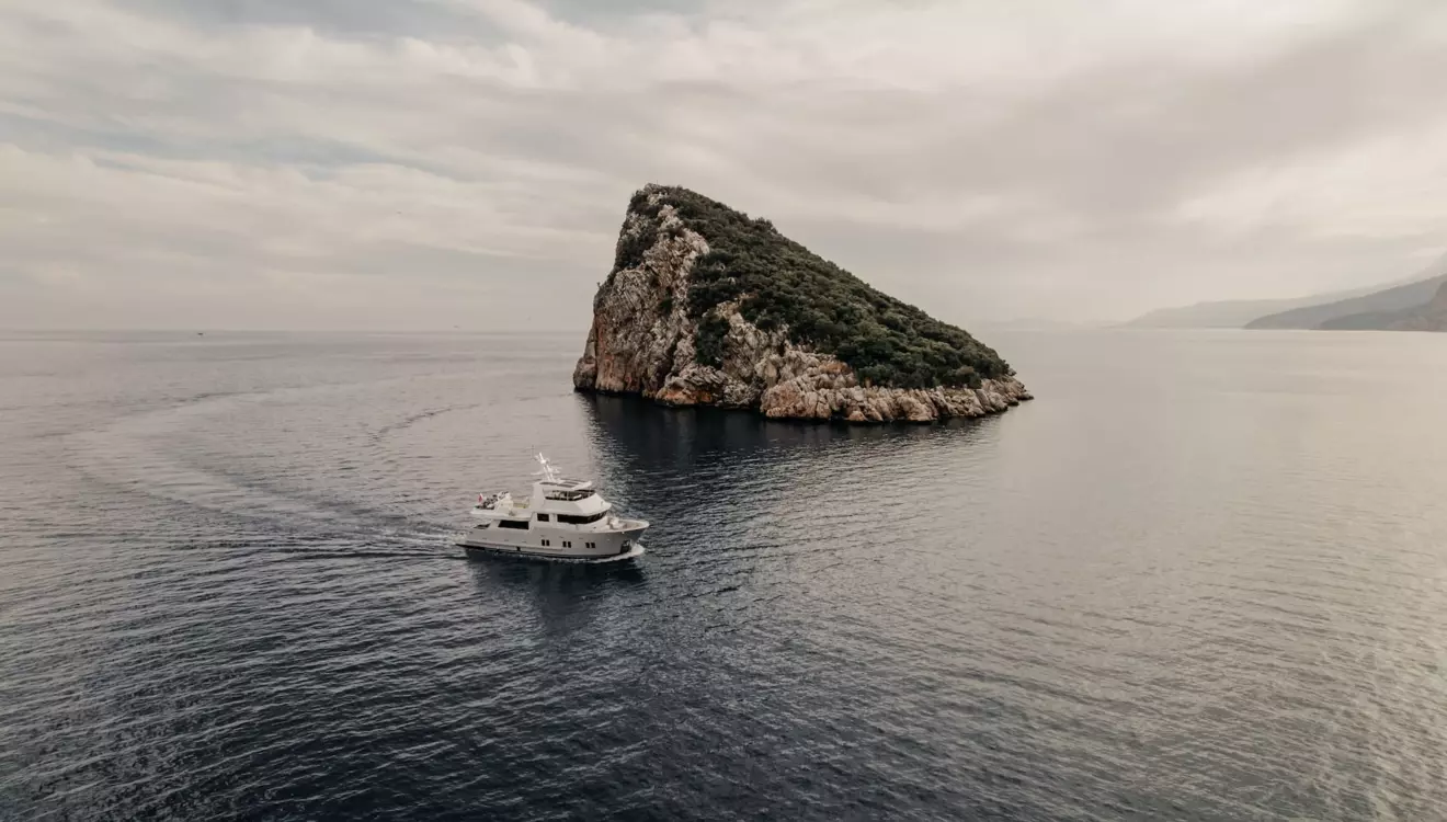 Bering 65 cruising