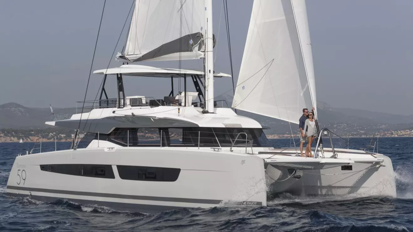 Fountaine Pajot Samana 59 - sailing.JPG