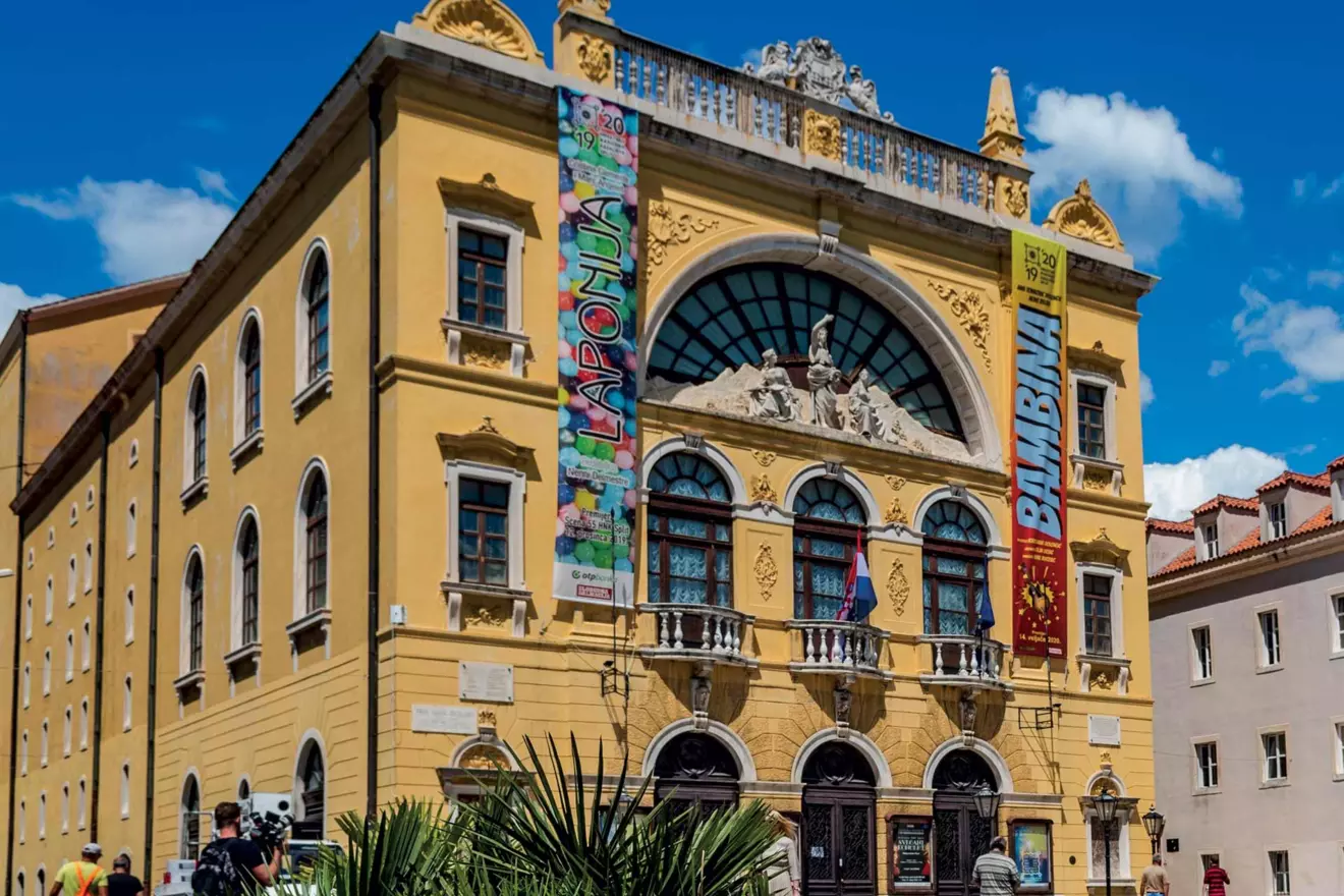 hnk-theater-splita-00.jpg