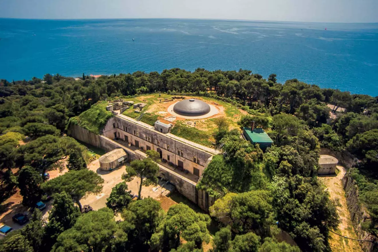 Aquarium Pula