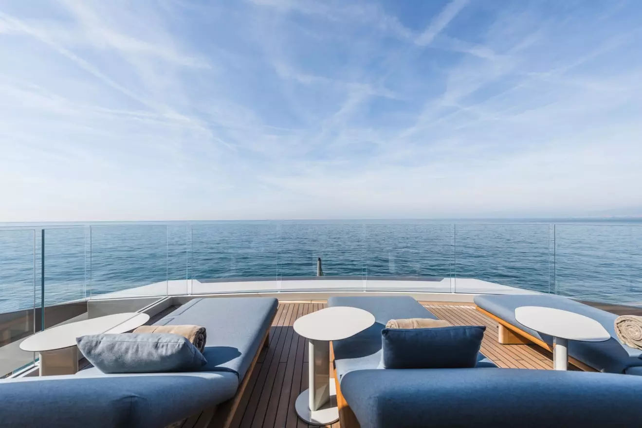 superyacht-tankoa-kinda-9.jpg