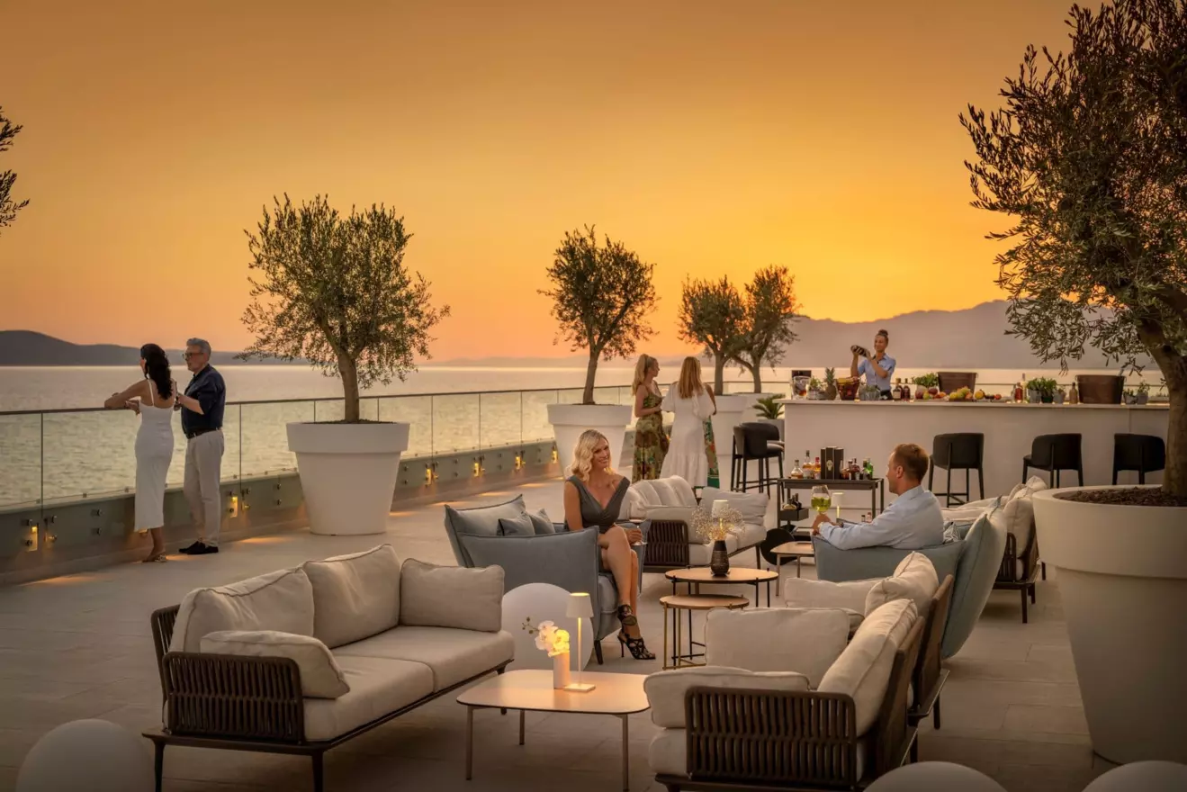 Aminess-Khalani-Hotel-terasa.jpg