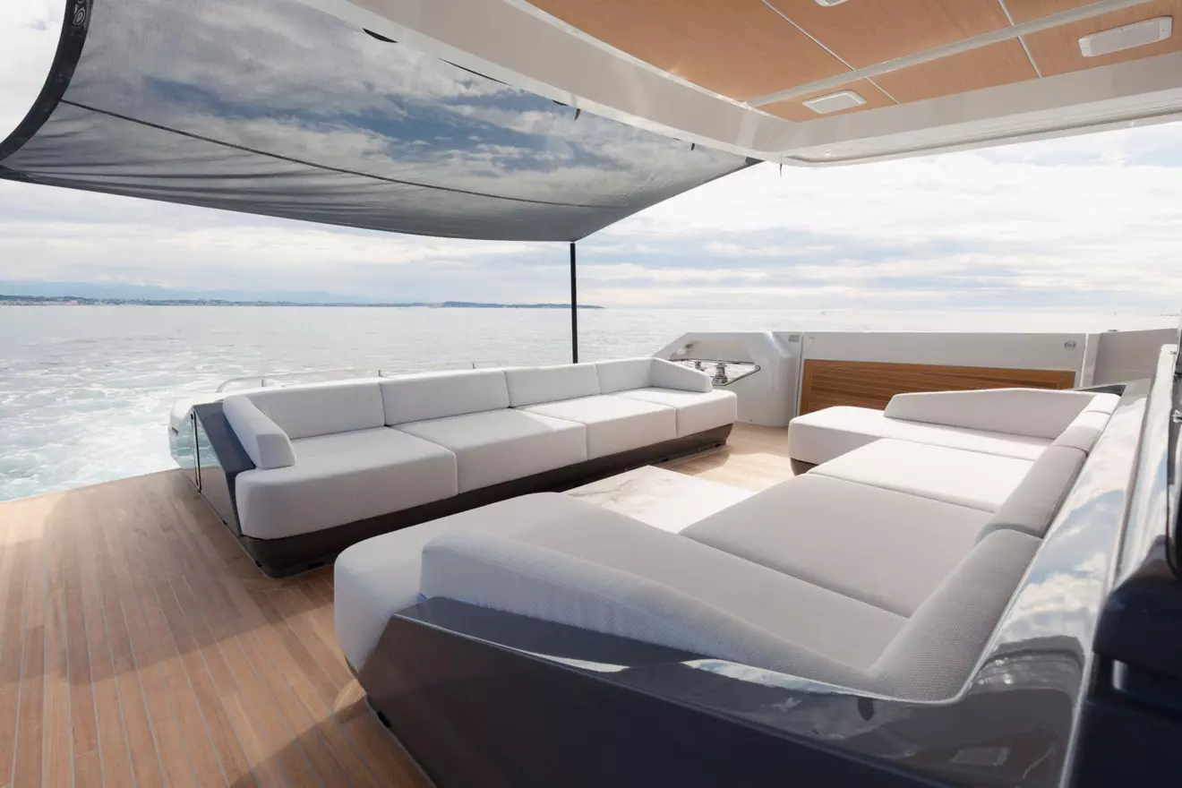 Extra-X99-superyacht-5.jpg