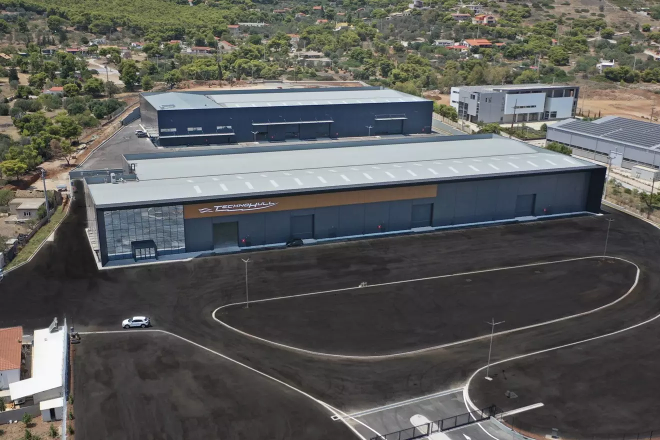 technohull shipyard lavrio