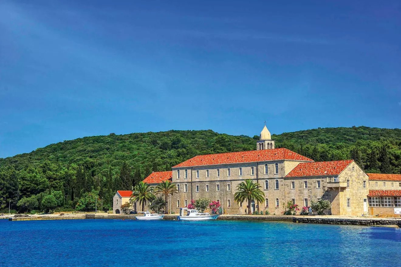 otocic-badija-korcula-00.jpg