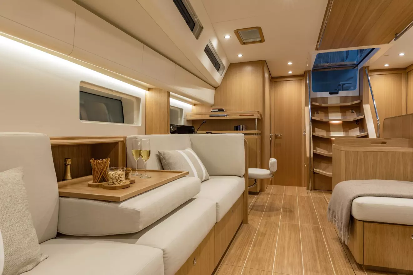 nautor-swan-58-interior-2.jpg