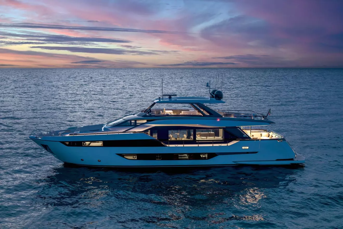 Ferretti Yachts 940-5.jpg