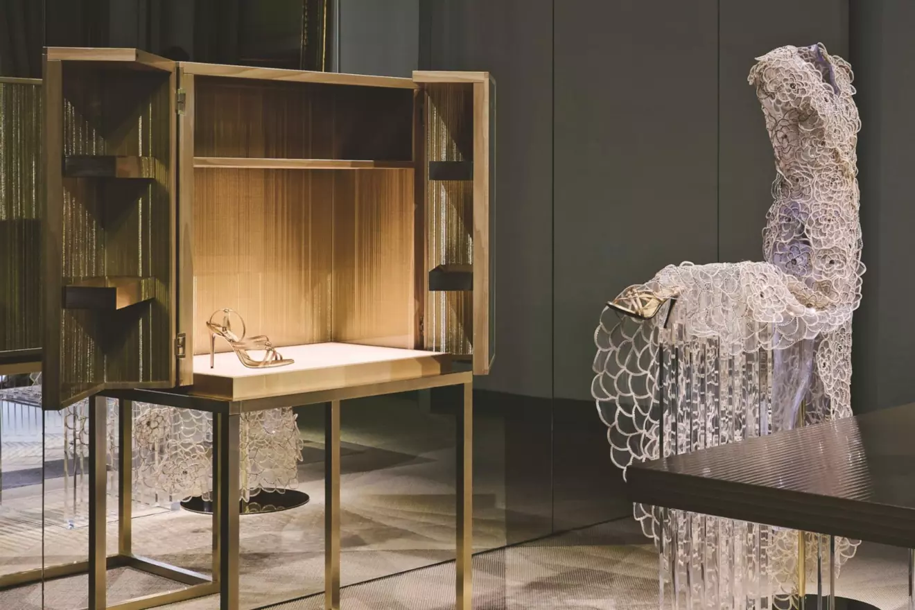 armani-casa-2jpg.jpg
